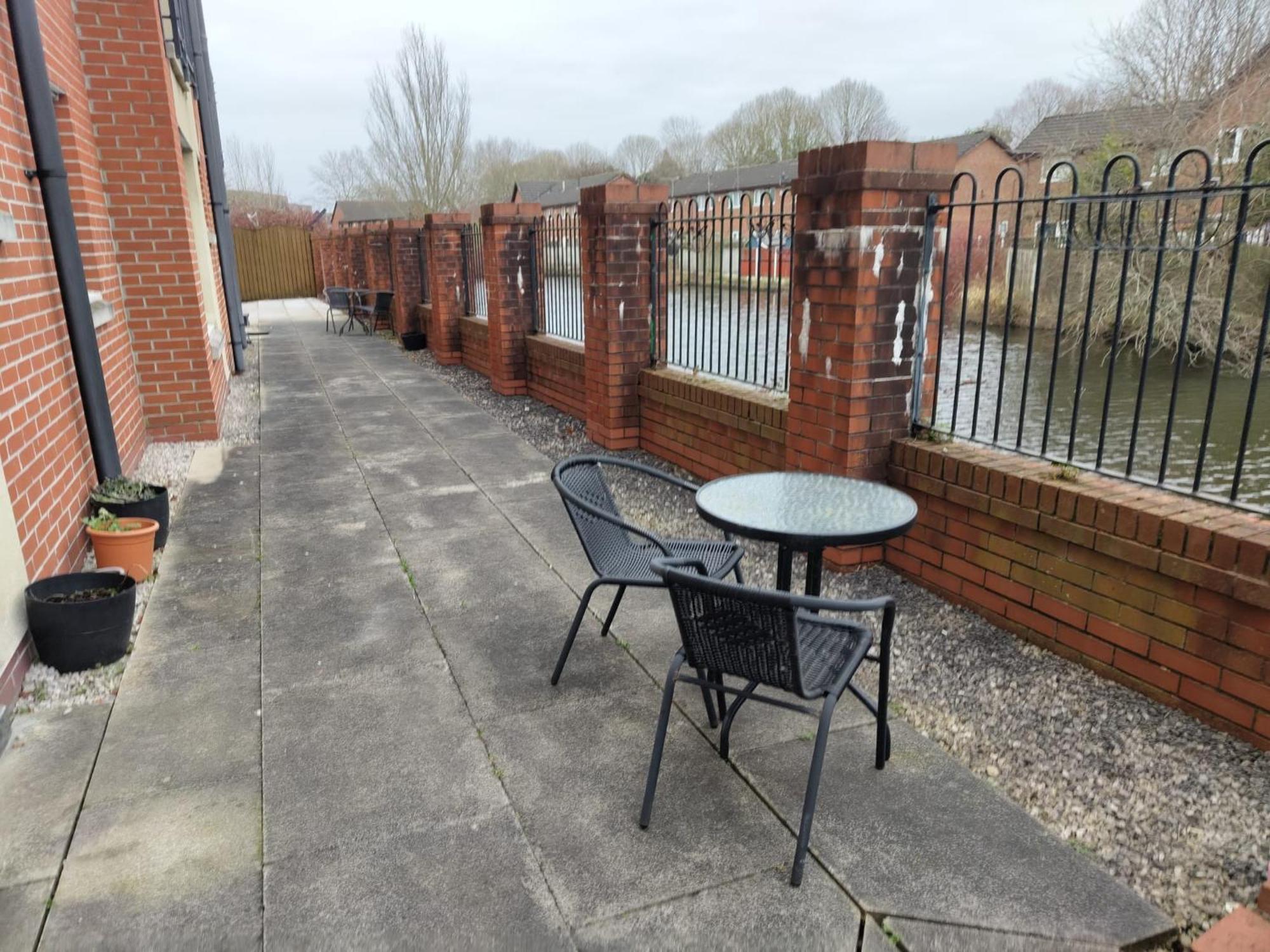 Appartement New 2 Bedroom In - Stretford - Old Trafford Close To Football-cricket Ground & Centre *