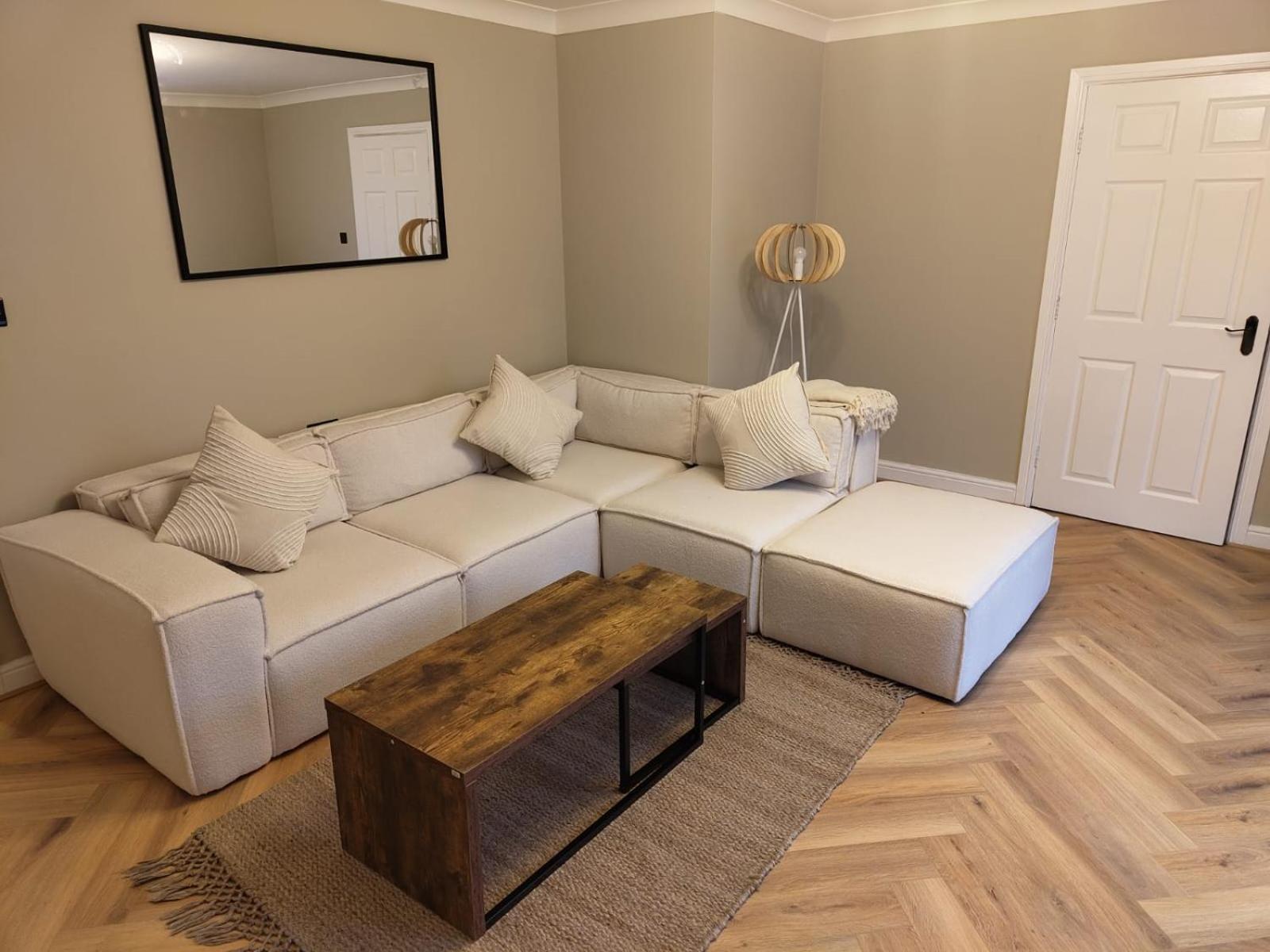 Appartement New 2 Bedroom In - Stretford - Old Trafford Close To Football-cricket Ground & Centre
